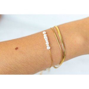 Dainty Pearl Bracelet Delicate Baroque Pearl waterproof Gold chain Pretty
